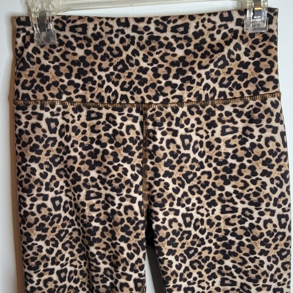 American Eagle Leopard Print Leggings, Size M Regular. "The Everything Legging".